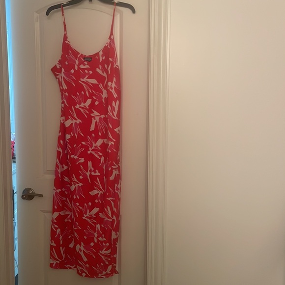 Scoop Women's Satin Midi Slip Dress with Side Slit - Picture 6 of 8